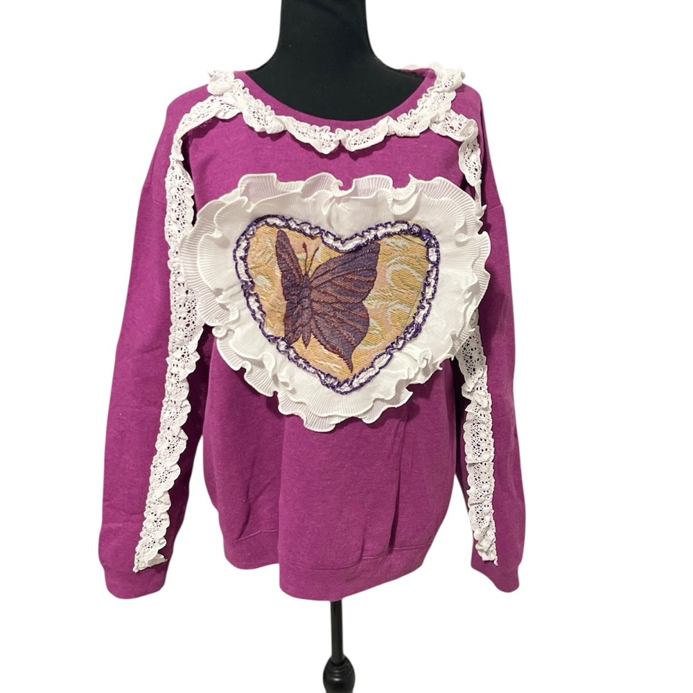 Chic Purple Lace Trim Butterfly Sweatshirt